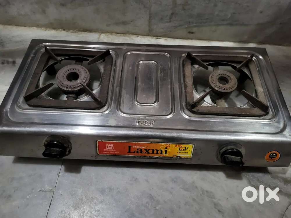 A very good working 2 burner gas stove for sale