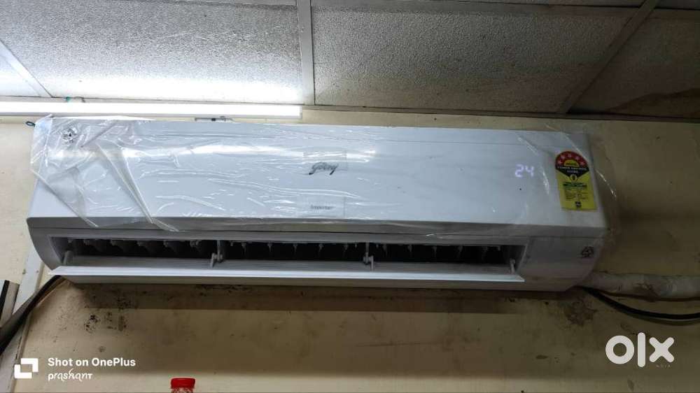 *Almost new* 2 months old Godrej 1.5 ton Split Ac