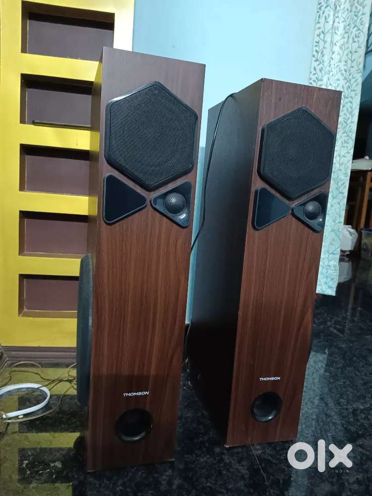 Thomson  tower speaker