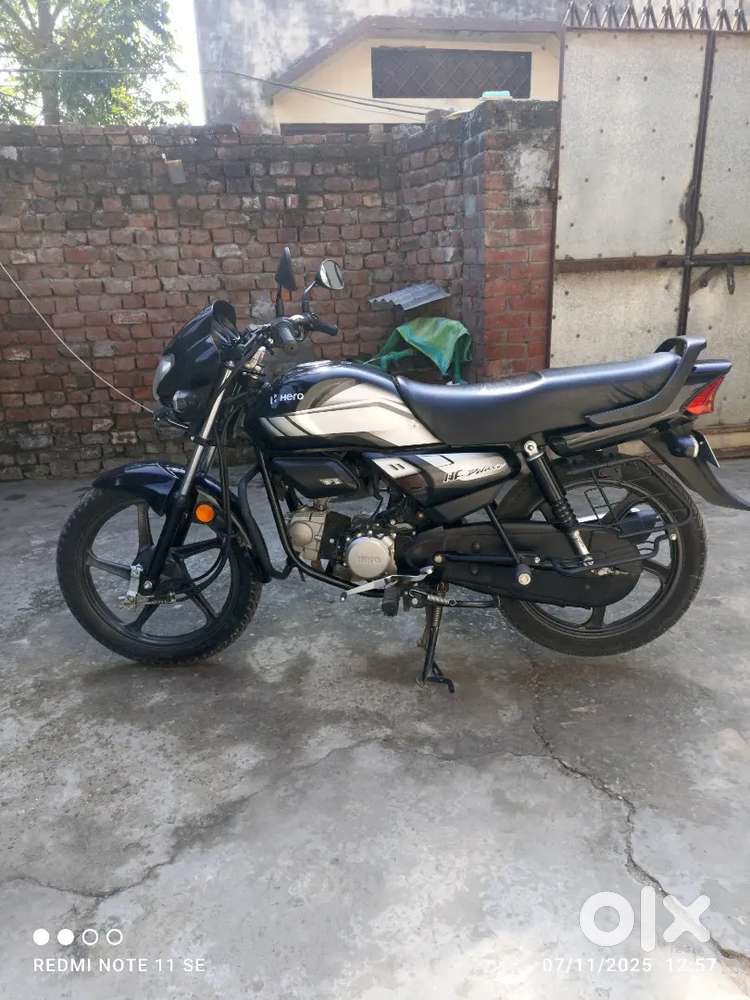 HF DELUXE Kick Start VERY GOOD CONDITION BIKE