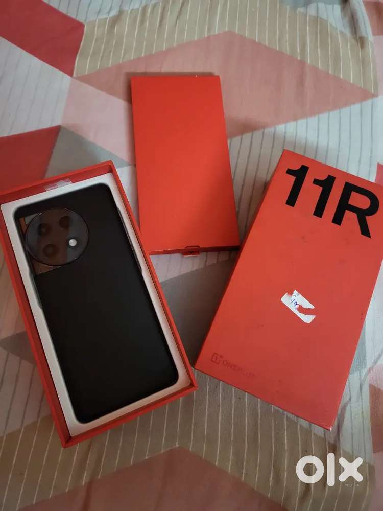 Oneplus 11R (5G) With Box Charger cover
