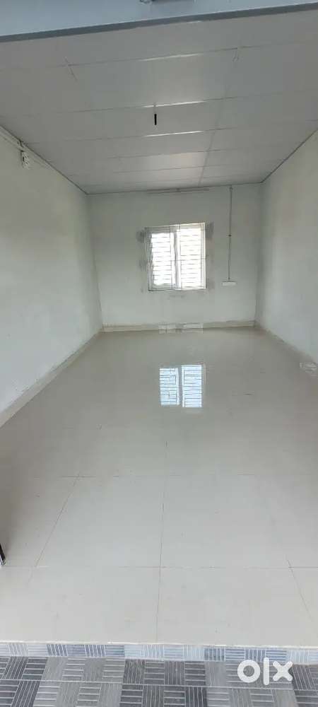 Shop for rent in First floor. Thennampalayam, Palladam Road. 11*17.
