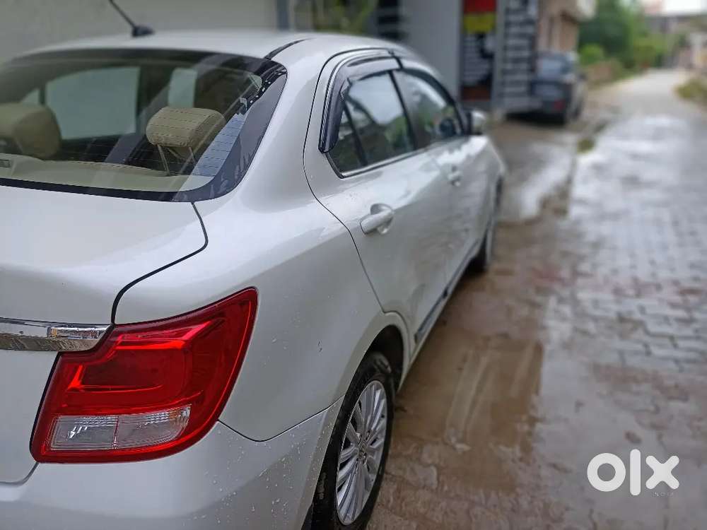 Maruti Suzuki Dzire 2023 Petrol 14914 Km Driven