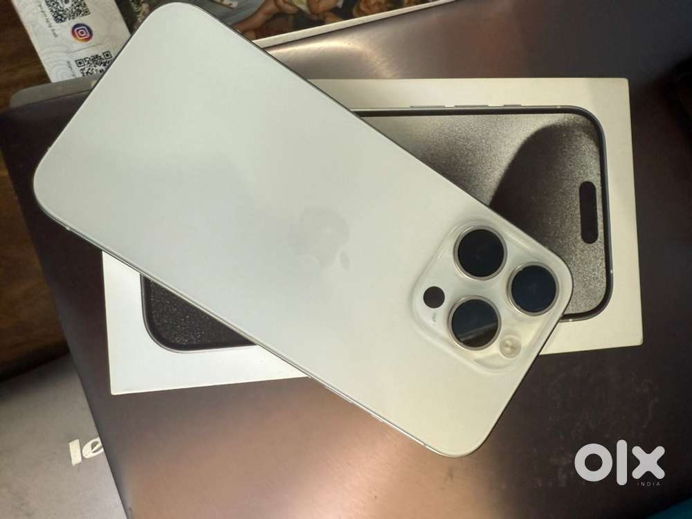 15pro white titanium brand new condition like new no scratch no dents