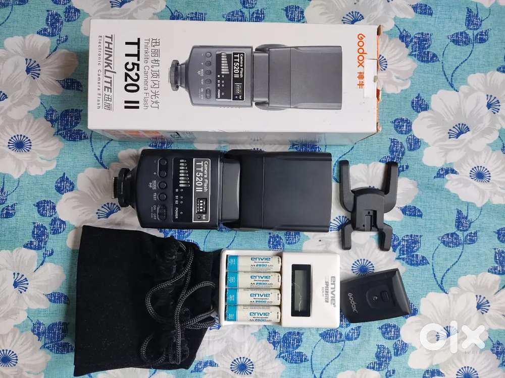 DSLR Camara flash light(godox)2800 Watts bettry