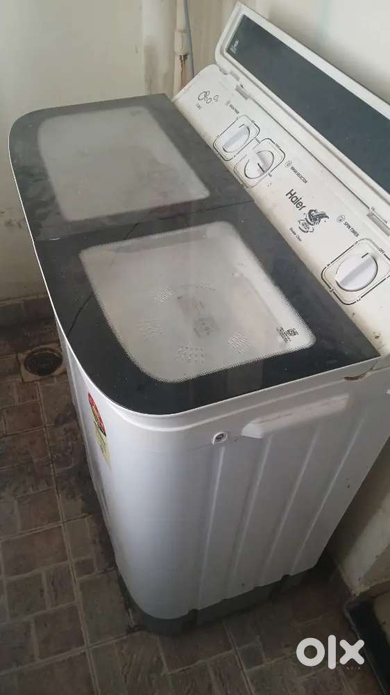 Haier washing machine, model-HTW70-178BKN, year- 2023, capacity- 7kg