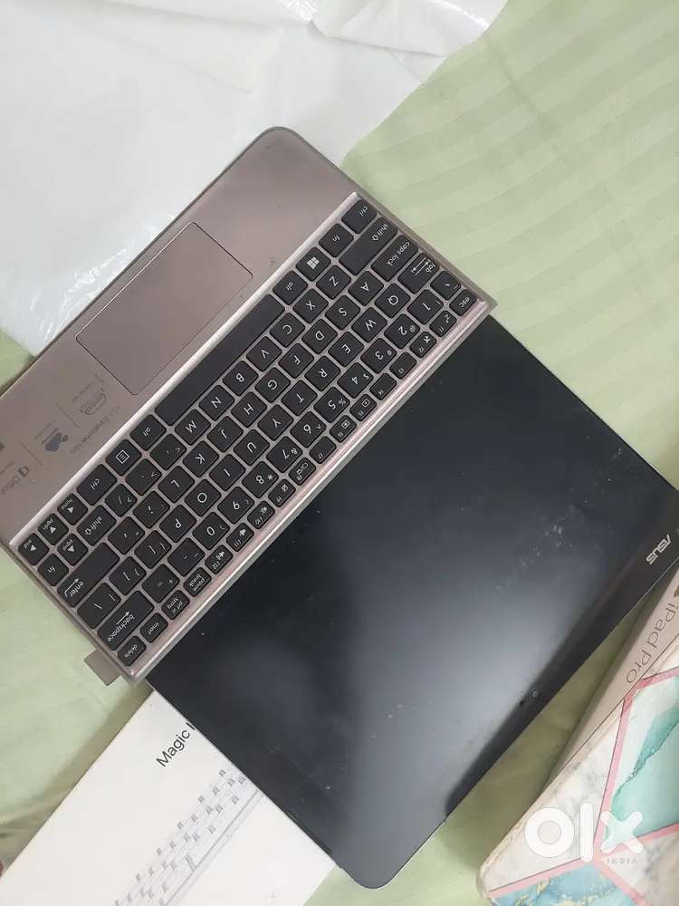 Asus Transformer mini + Apple Products