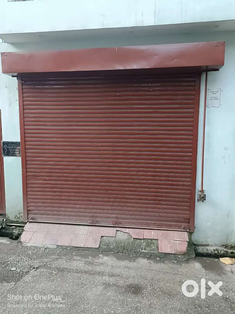SHOP FOR RENT (Commercial property)