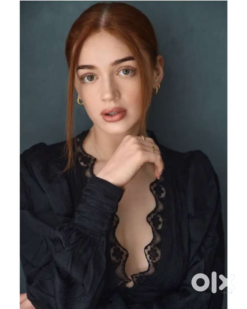 Hiring Female Models For Photoshoot & Videos