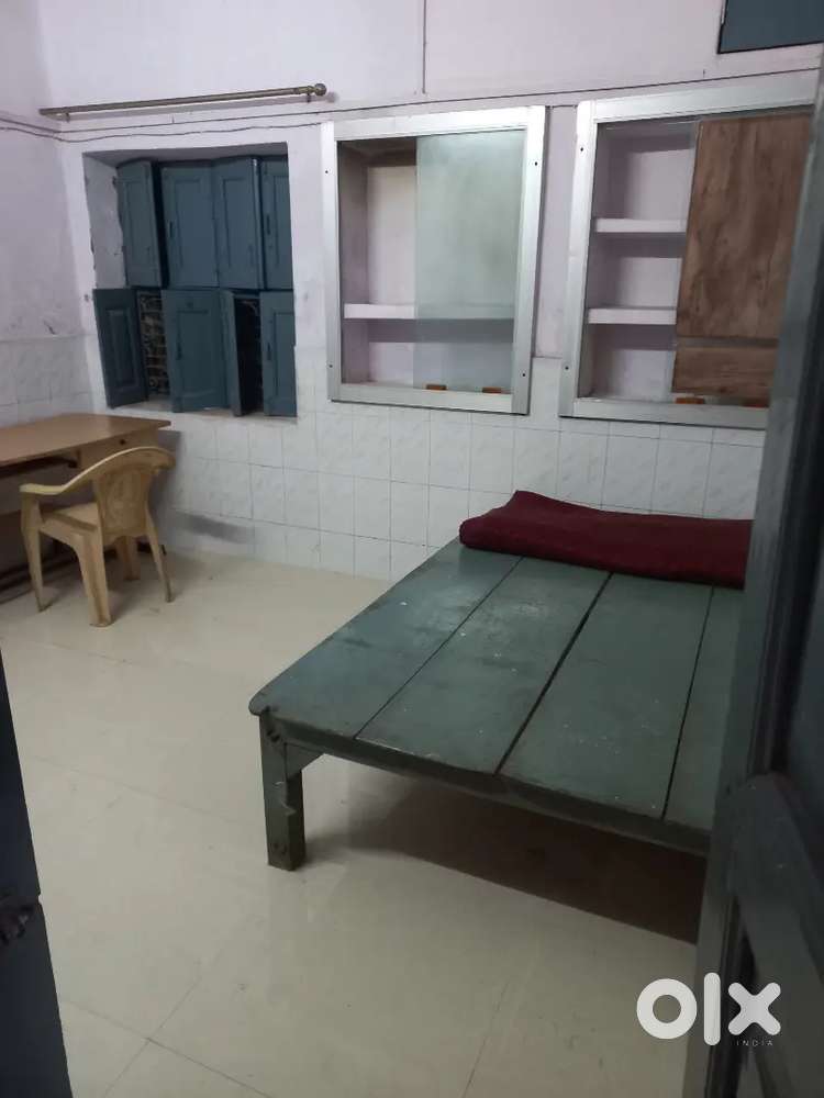 One room for rent near kabir nagar durgakund