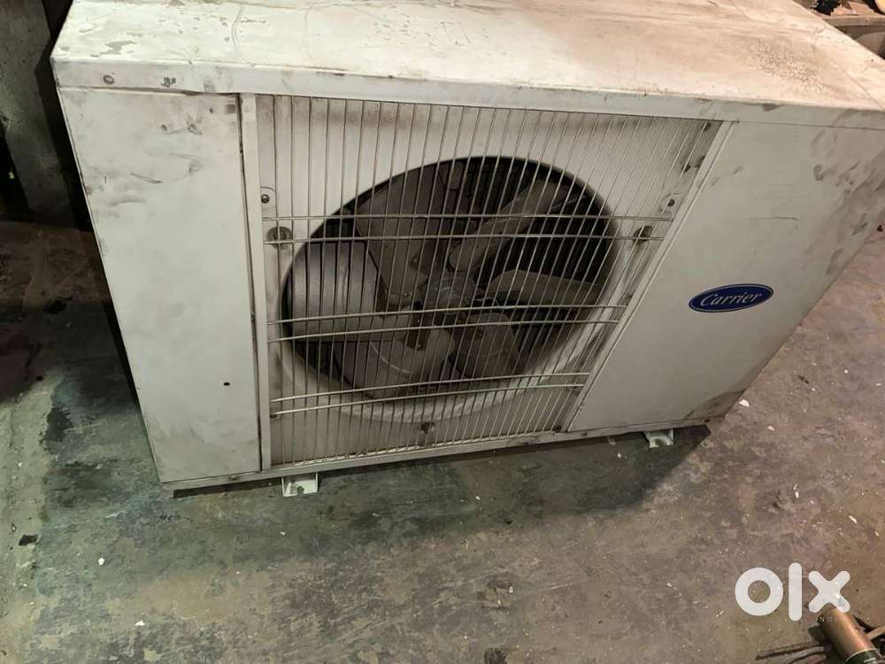 CARRIER DUCTED AC AVAILABLE FOR SALE,3 TON WITH DOUBLE COMPREDSSOR