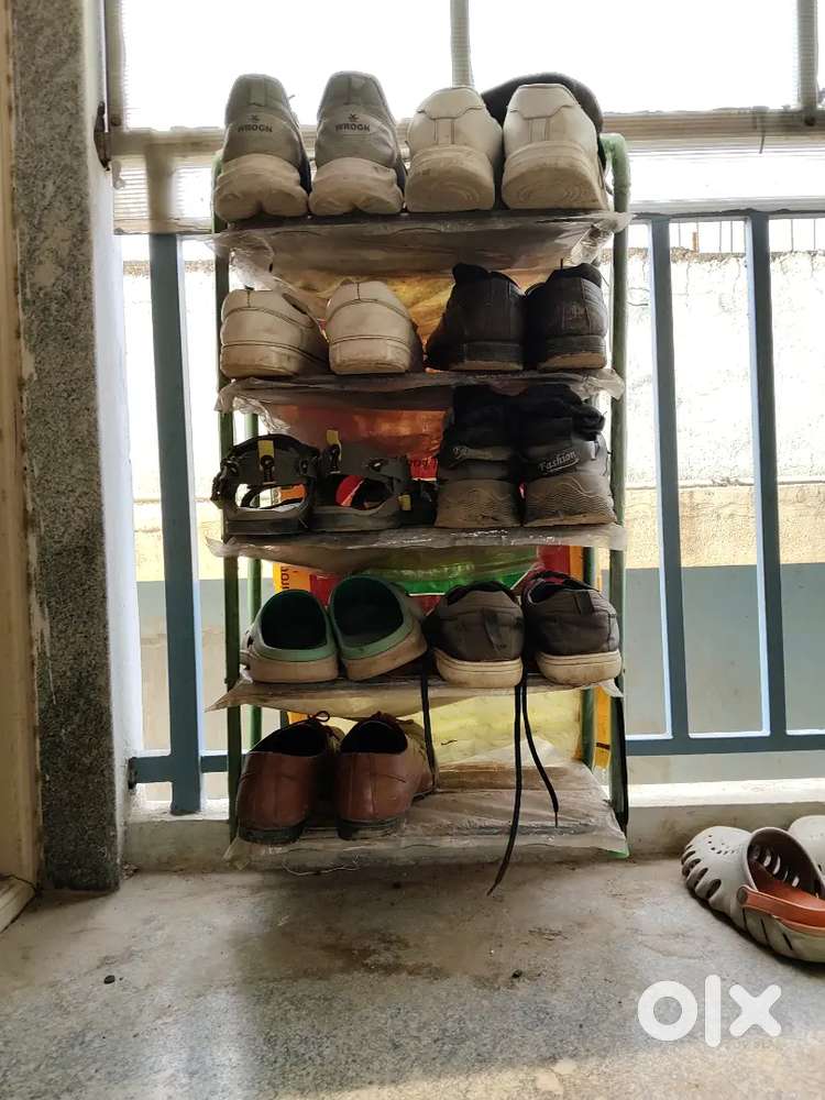 shoe stand for sale