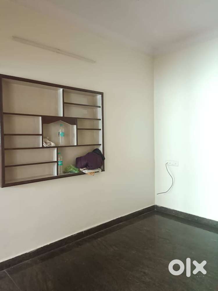 2BHK Builder Floor House available for Lease in kamanahalli