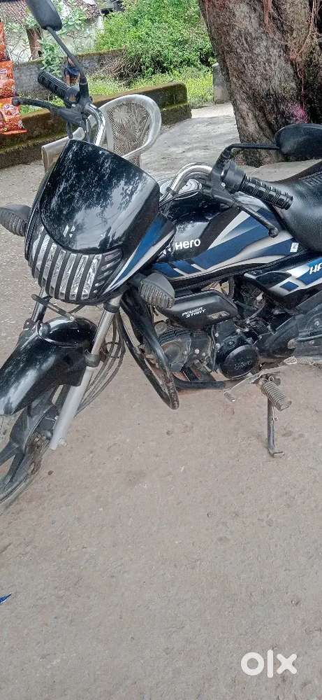 Gadi auchhi condisan me hai