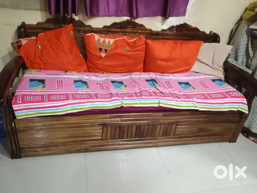 WOODEN SOFA CUM BED 6 X 6 FEET