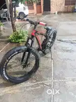 A fat tyre cycle