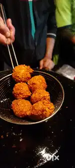 Looking for a Momo Master