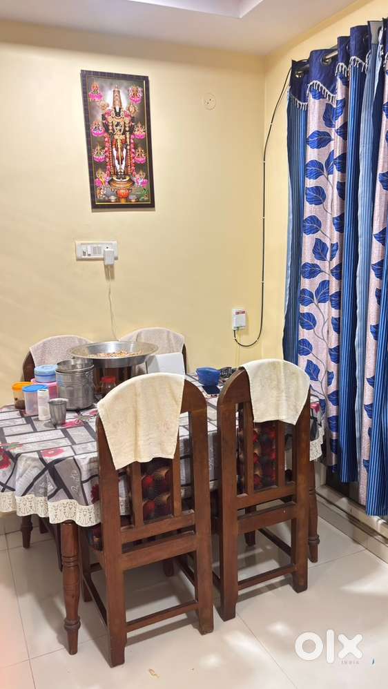 7 years used 3bhk east facing flat for sale