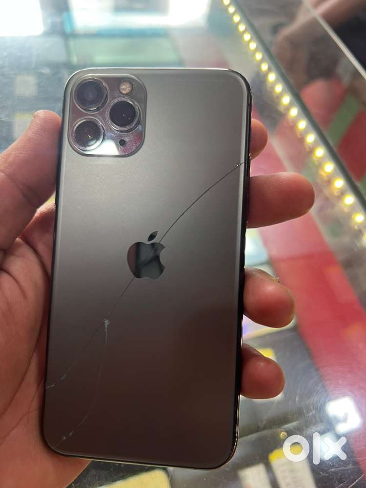 Iphone 13 pro only back crack