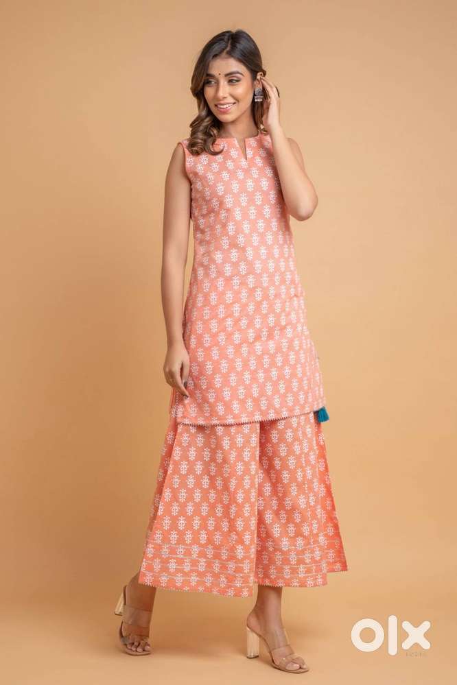 Sales person required for Kurti and Dresses