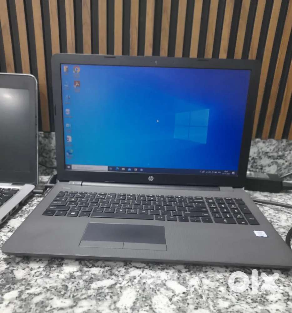 LAPTOP HP 250 G5