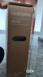 Brand new samsung 32 inches tv with new box not used one