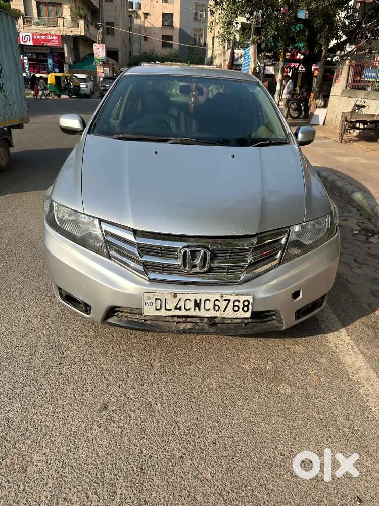 Honda City 2012 CNG on paper steering controls strong engine