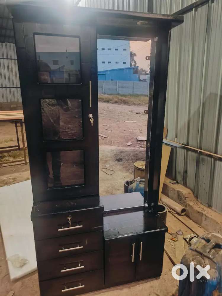 Premium quality Dressing table available in starf premium  furniture