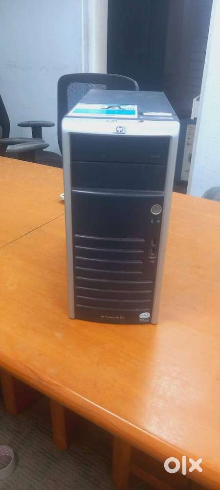 HP proliant ML 110 Server old