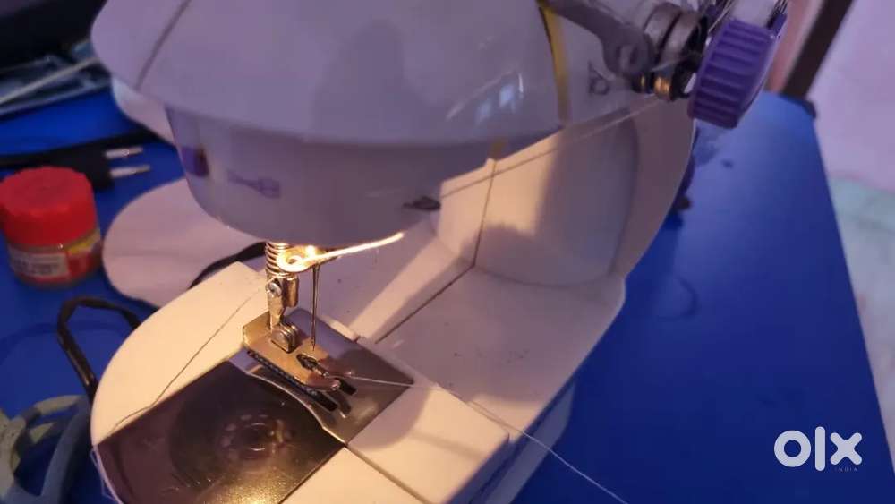 Mini Sewing machine