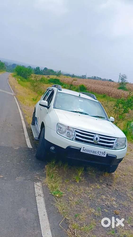 Renault Duster 2013 Diesel Well Maintained..22-23km milage