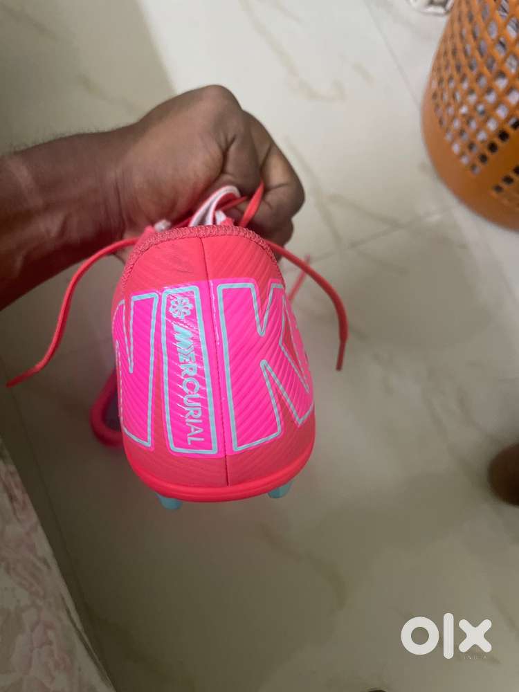Nike boots