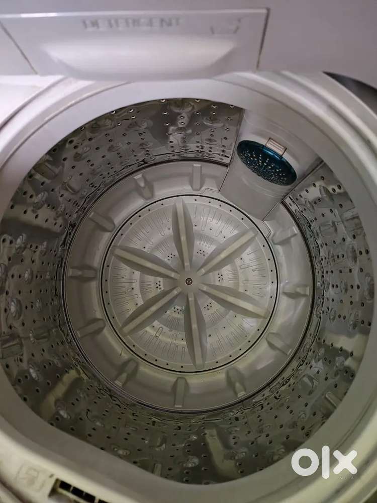 LG WASHING MACHIN TOP LOAD