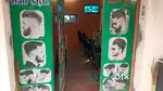 Gents beauty parlour shop sale
