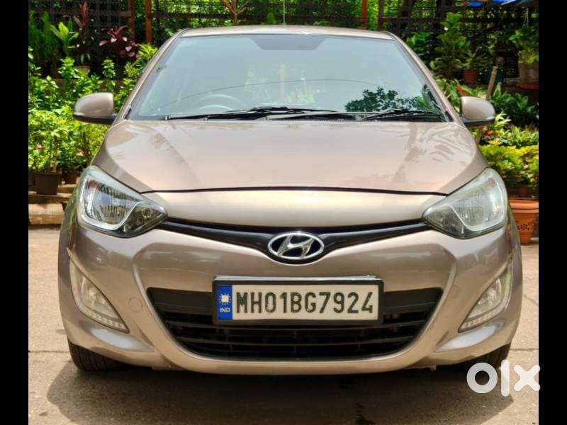 Hyundai i20 Sportz 1.4 AT VTVT, 2013, Petrol