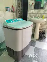 LG 6 kg with roller jet semi automatic washing machine