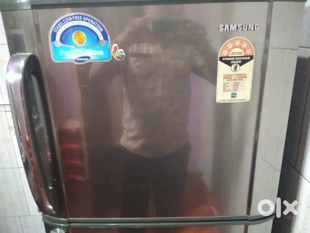 SAMSUNG FRESH TECH ULTIMA FRIDGE