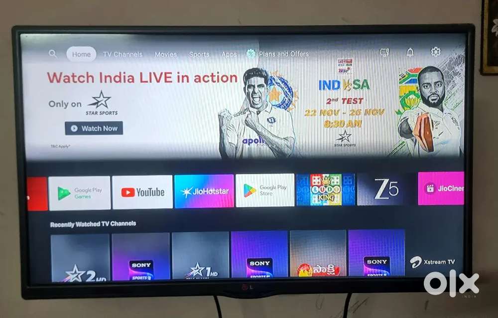 LG 32 LCD NEATLY MAINTAINED