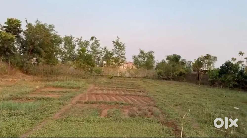 Plot with boundary wall for warehouse and gowdown