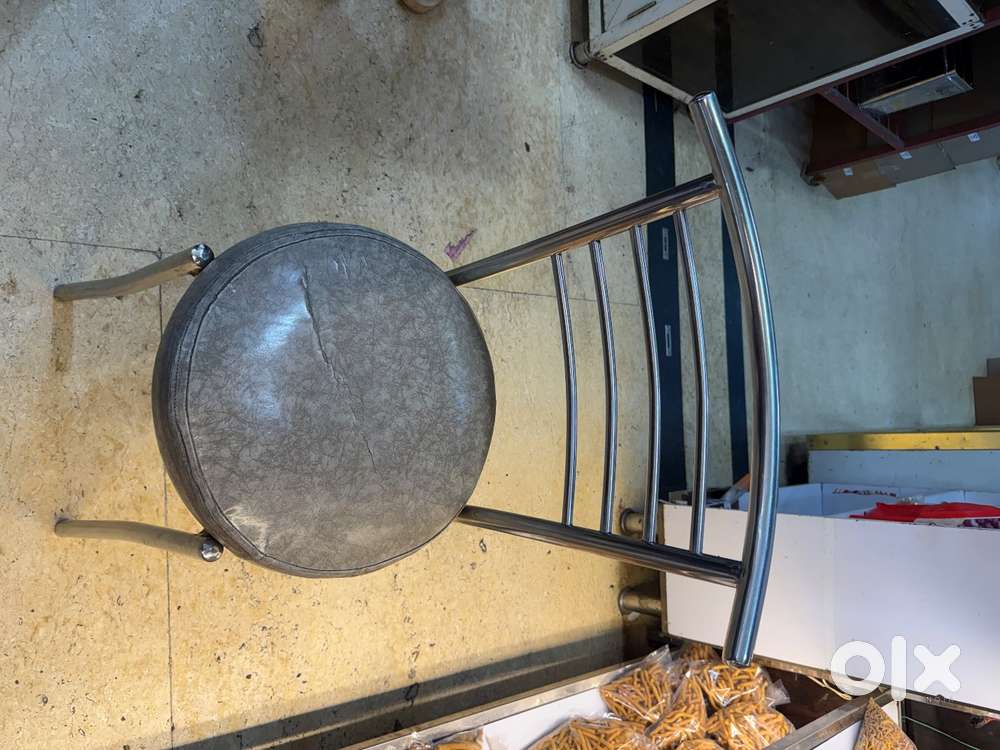 Table and Chairs for restaurant