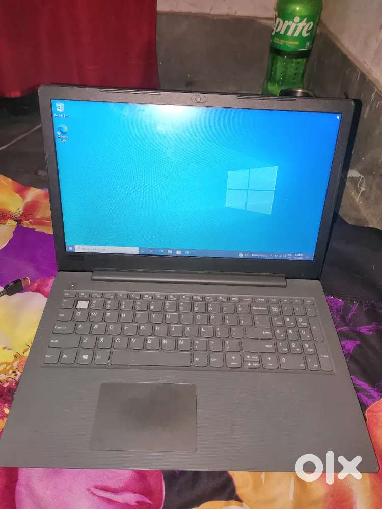 Lenovo lap V130