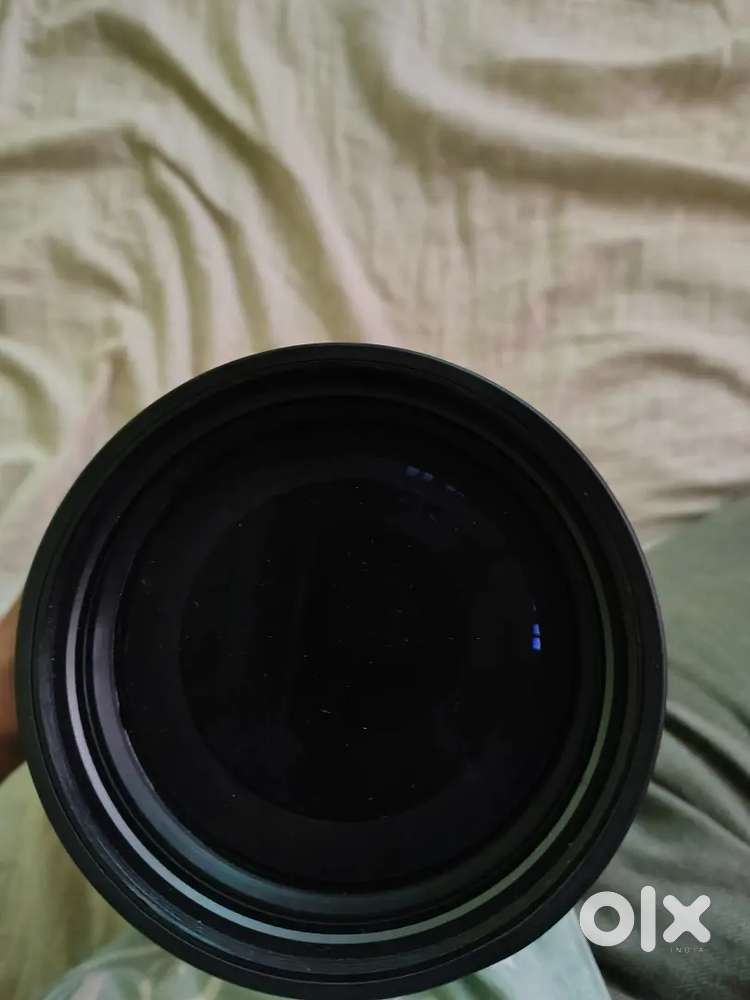 Nikon 70-500 zoom lens