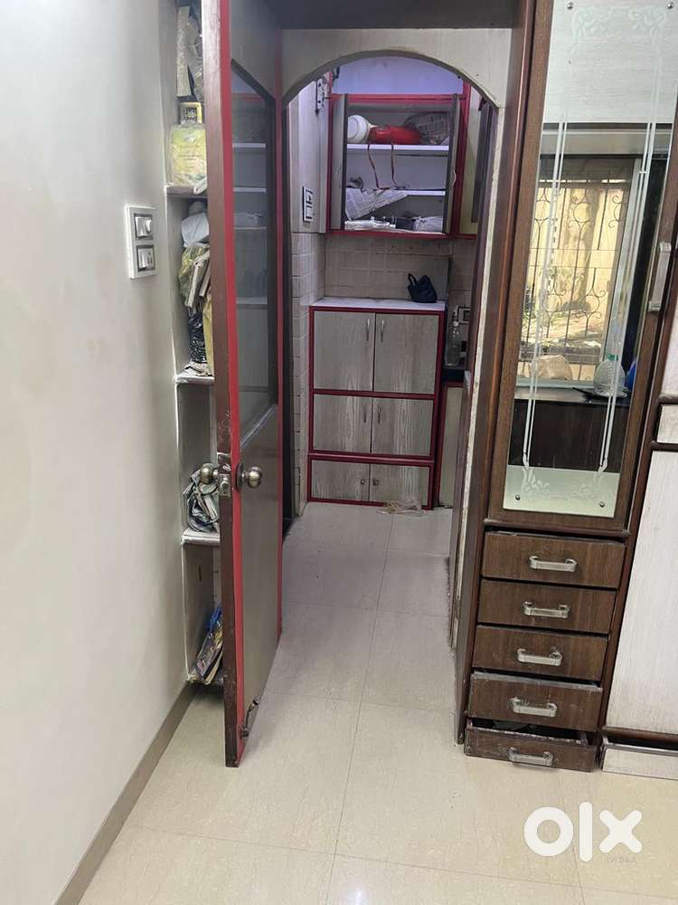 Bandra west 1 Room kitchen premium