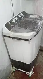 LG. Semi Automatic Washing Machine