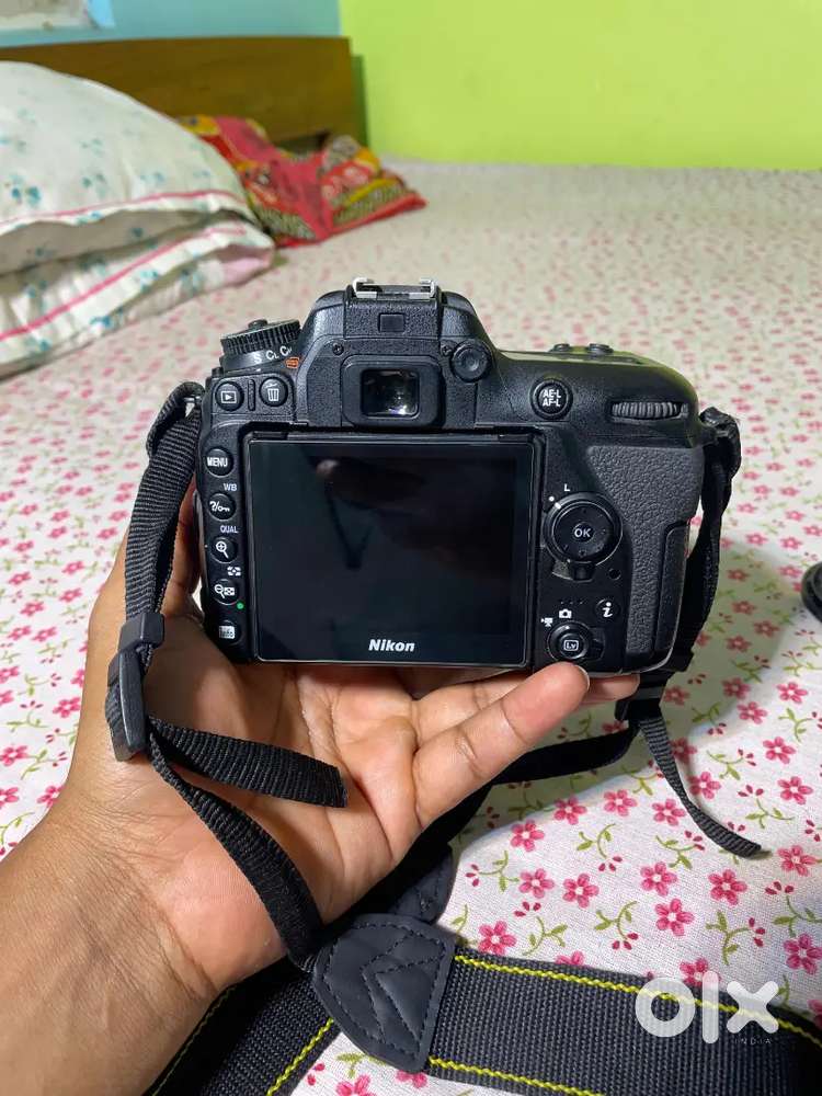 Nikon D7500