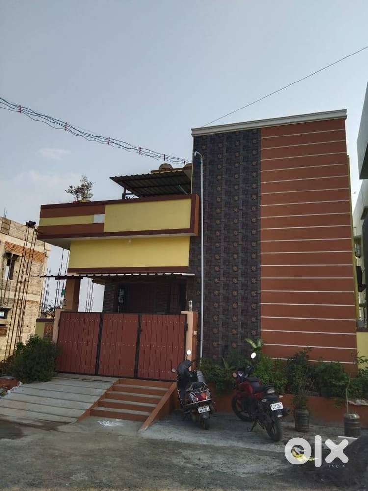 Premium Villa Plots For Sale in Redhills