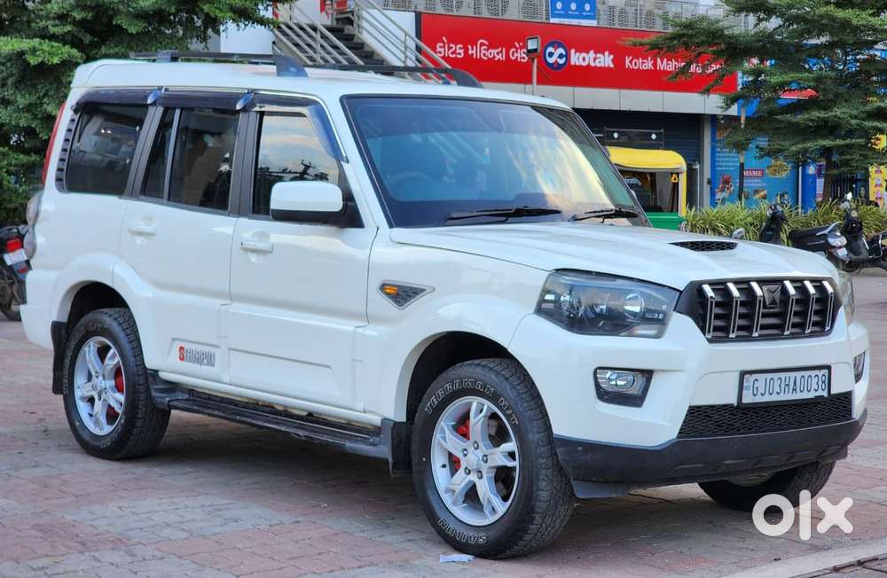 Mahindra Scorpio S10, 2014, Diesel
