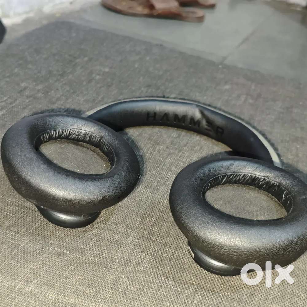 HAMMER BASH MAX OVER-EAR WIRELESS BLUETOOTH HEADPHONE