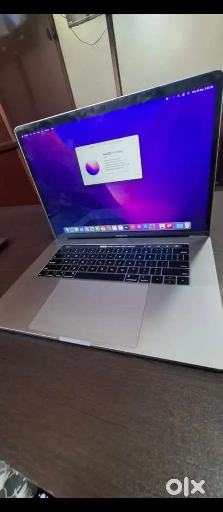 Apple Mac Book