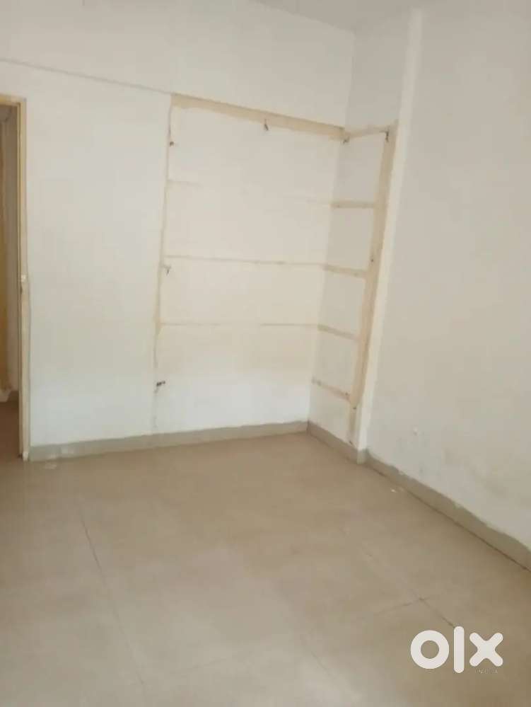 Available Shop for rent at Nerul